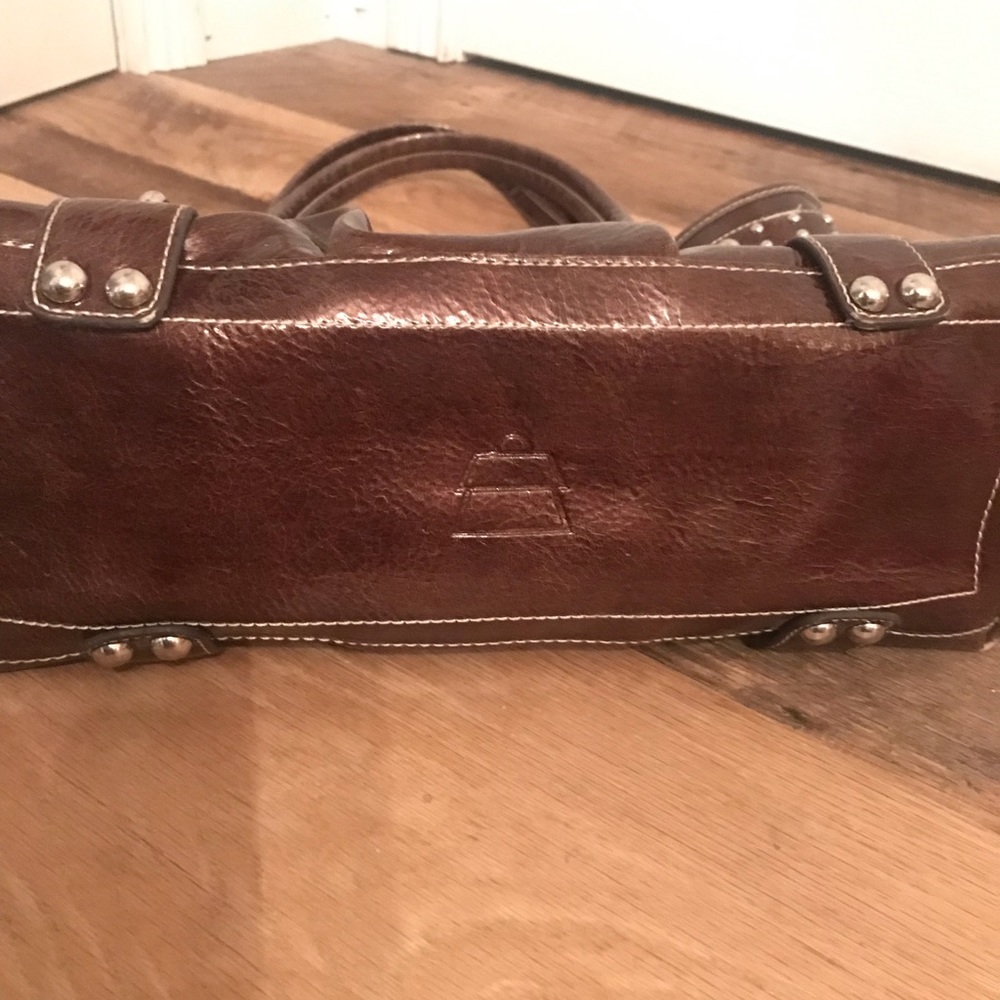 Large - Picture 3 of 4
